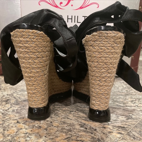 Paris Hilton Venus Black Satin Wedge Heels Size 8 - Picture 3 of 4